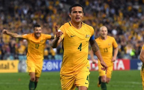 Điểm tin tối 13-11: Cahill kịp trở lại cho trận play-off lượt về