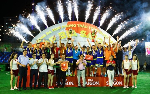 Điểm tin sáng 26-11: CLB Đinh Gia vô địch Cúp Bia Sài Gòn ở Bình Dương