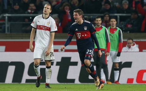 Đá bại Stuttgart, B.M bỏ xa Schalke 11 điểm