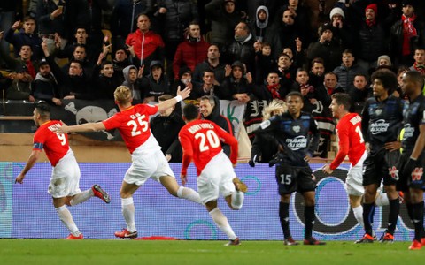 Điểm tin sáng 17-1: Falcao giải cứu Monaco