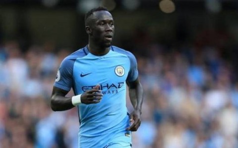 Điểm tin tối 3-2: Sagna sang Serie A chơi bóng