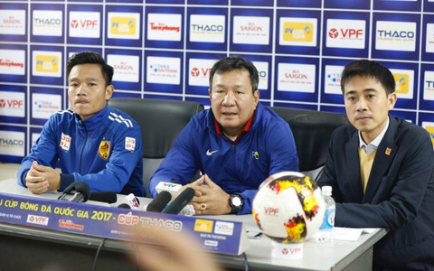 Xuân Mạnh, Văn Đức chưa chắc được đá chính tại Siêu Cup 2017