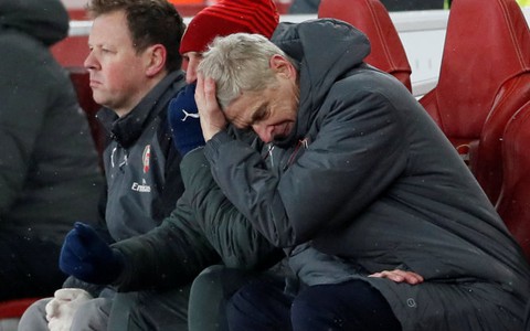 Đã đến lúc HLV Wenger ra đi