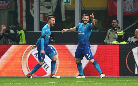 Đá bại Milan tại San Siro, Arsenal rộng cửa đi tiếp
