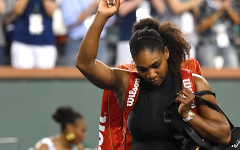 Chị gái Venus loại Serena khỏi Indian Wells