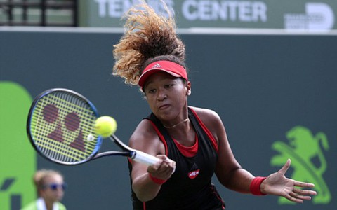 Osaka loại Serena ở vòng 1 Giải quần vợt Miami