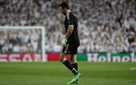 Ngày Buffon thấu hiểu Zidane