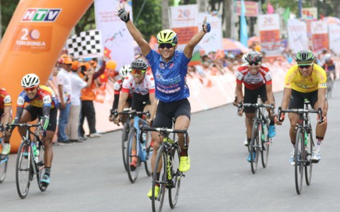 Lê Nguyệt Minh chiến thắng sau 200 km gian khổ