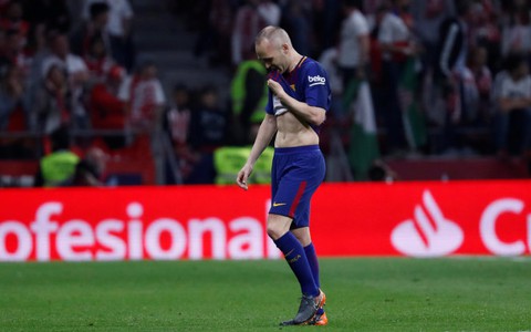 Điểm tin tối 3-5: Iniesta vẫn chưa thể tập luyện
