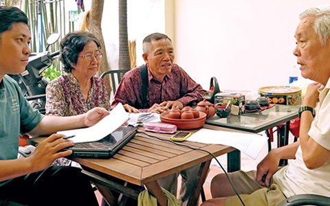 Những người viết gia phả: “Để kể lại câu chuyện về nòi giống...”
