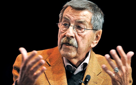 Günter Grass: bụt chùa nhà...