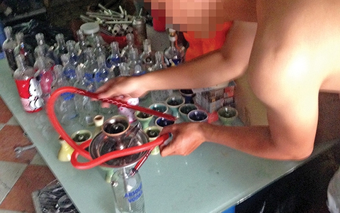 Trôi nổi Shisha
