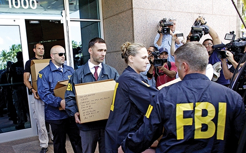 Blatter ra đi, FIFA thêm rối