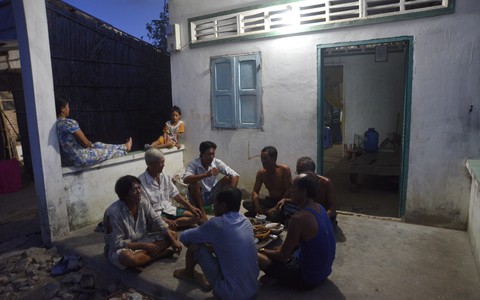 Ấp đảo Thiềng Liềng bừng sáng