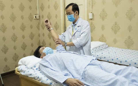 Phục hồi chức năng: Giảm gánh nặng cho người đột quỵ