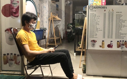 Hạt thóc cắn làm tám