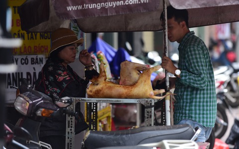 “Chỉ viết một quyển sách trong suốt cuộc đời cầm bút”