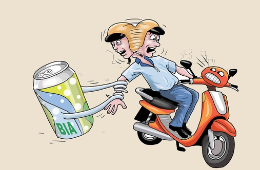 Bợm nhậu bị 'bé bia' giằng xé mỗi chiều