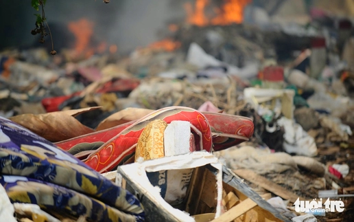 Flood debris overwhelms mountain pass leading to Vietnam’s Da Lat