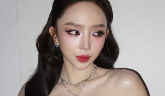 Tóc Tiên có 'danh sách đen' kỷ lục, hơn 6.000 người