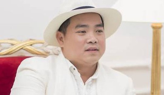 Nhạc sĩ Minh Khang xin lỗi sau clip dọa đấm taxi: Cộng đồng mạng tranh cãi dữ dội