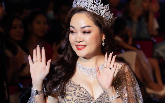 'Bà trùm vương miện' vừa bị bắt có vai trò gì ở các cuộc thi hoa hậu?