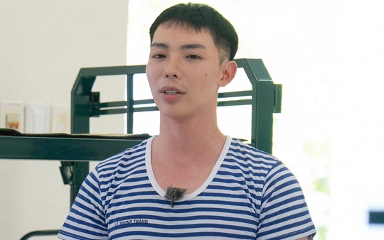 Erik liên tục bị phê bình tại 'Sao nhập ngũ'