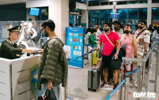 Logistics expert with 25 years of experience waits over 6 months for entry into Vietnam: EuroCham