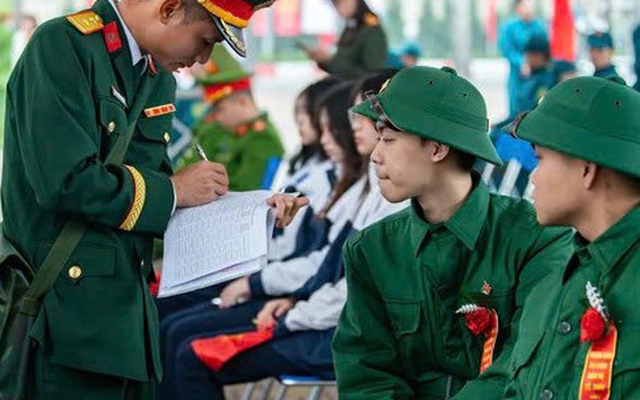 Phạt đến 75 triệu đồng nếu không chấp hành quyết định gọi kiểm tra, khám sức khỏe nghĩa vụ quân sự