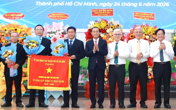 Trường đại học Thủ Dầu Một tăng cường mời doanh nhân tham gia đào tạo sinh viên