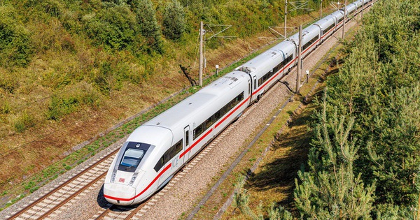 Vingroup withdraws bid for Vietnam North&ndash;South high-speed rail project