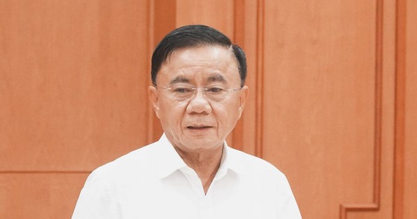 Communist Party of Vietnam&rsquo;s Secretariat warns against signing impractical international commitments