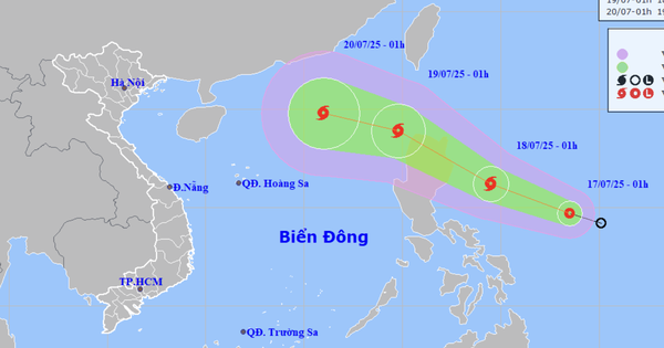 Tropical depression near East Vietnam Sea may intensify into storm today