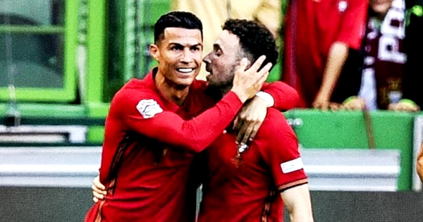 Cristiano Ronaldo gây xúc động với lời tiễn biệt Diogo Jota - Tuổi Trẻ Online