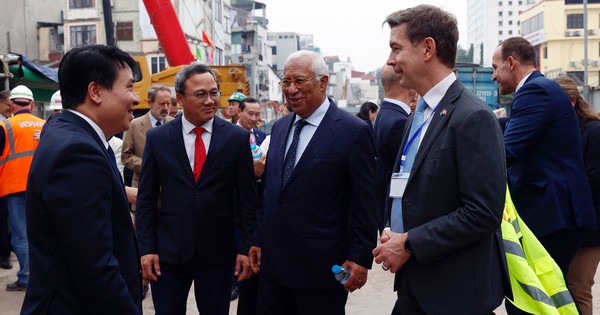 European Council president visits Hanoi metro line project