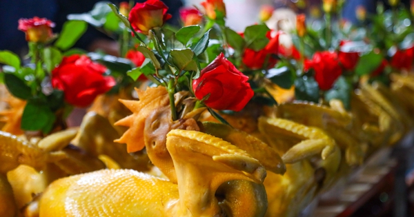 Gallery - Hanoi market bustles on ‘Kitchen Gods’ worshiping day