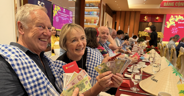 Breakfast @ Tuoi Tre News - February 22