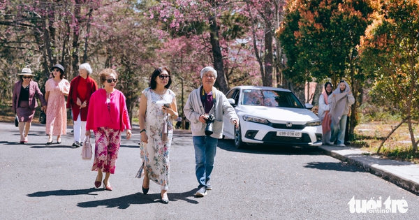 Breakfast @ Tuoi Tre News - February 6