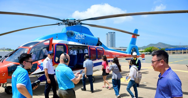 Gallery - Ho Chi Minh City resumes helicopter sightseeing tours