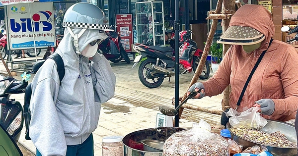 Gallery - Tiny snails test patience but hook diners in Da Nang