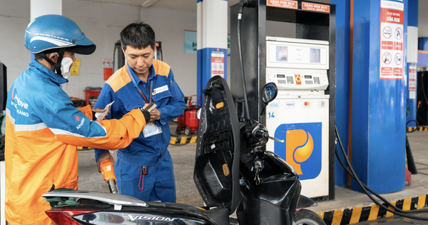 Breakfast @ Tuoi Tre News &mdash; March 27