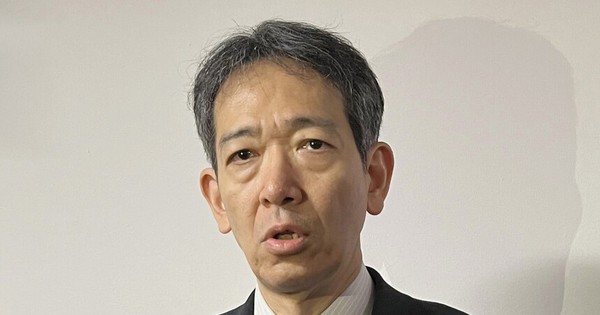 Japan official hints at possible market intervention