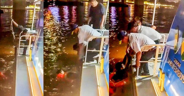 Waterbus crew members rescue man who jumped off Saigon Bridge