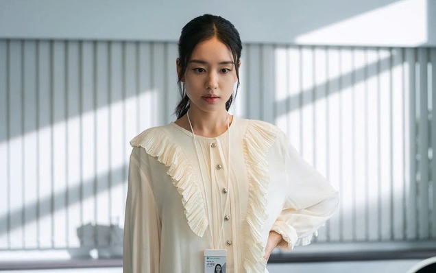 Khám phá tủ đồ thanh lịch của nữ chính Dynamite kiss