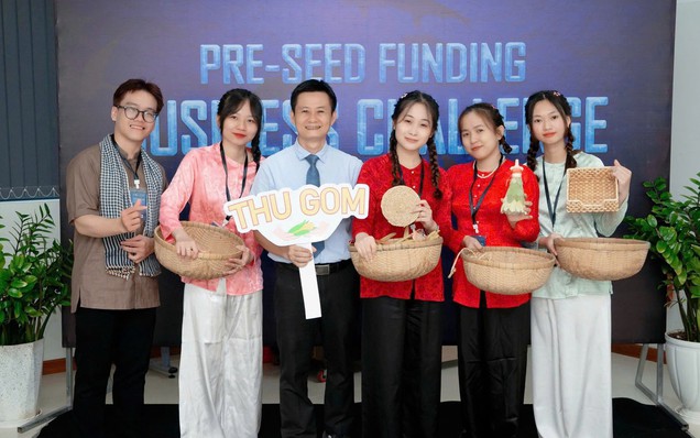 Sinh viên Trường đại học FPT khởi nghiệp từ vỏ bắp