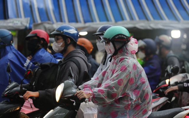 Thời tiết hôm nay 25-12: Không khí lạnh tràn về miền Bắc, miền Nam vẫn mưa trái mùa