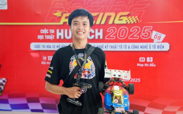 Sinh viên ô tô HUTECH xuất sắc khẳng định bản lĩnh tại RACING HUTECH lần 8