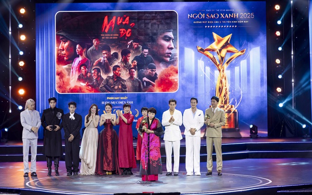 Phim Mưa đỏ đại thắng, Hạ Anh bất ngờ lập hat-trick tại Giải thưởng Ngôi sao xanh