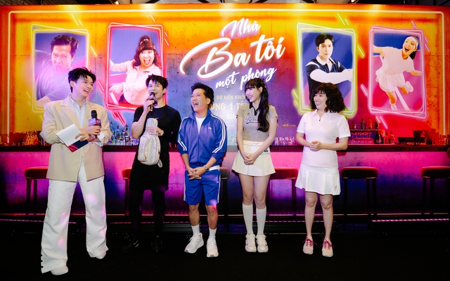 Áp lực của Anh Tú Atus khi đóng phim Tết Nhà ba tôi một phòng?