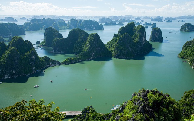 Việt Nam vào top các điểm đến hấp dẫn nhất thế giới